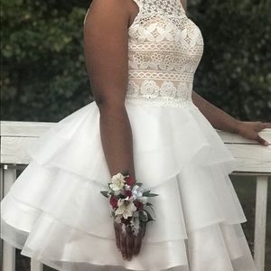 White formal dress, sz 6